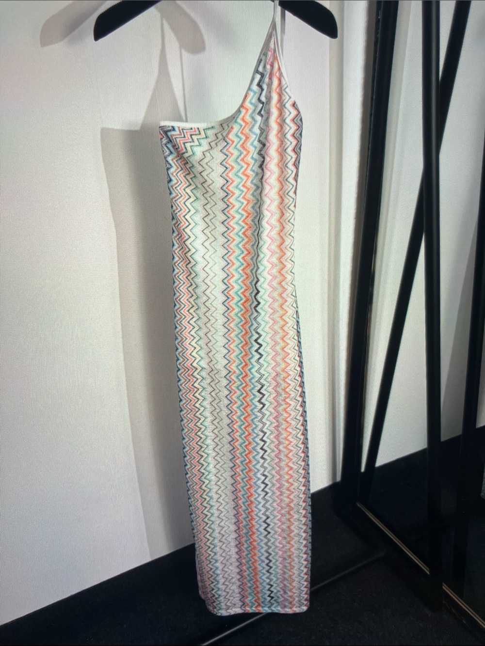Sleeveless Chevron Zigzag Maxi Dress in Pastel Multi